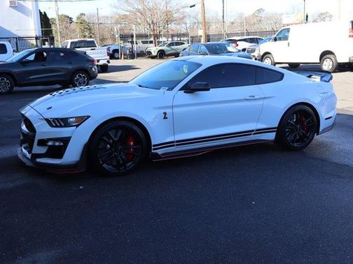 2020 Ford Shelby GT500 Base