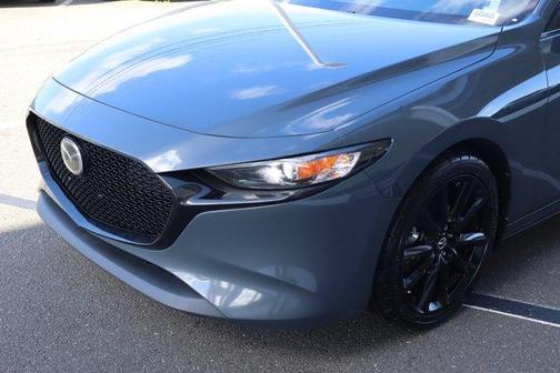 2022 Mazda Mazda3 Carbon Edition