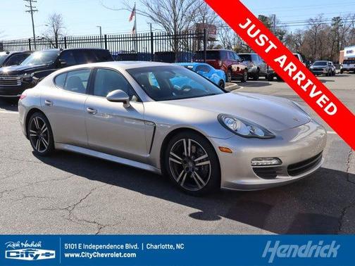 2013 Porsche Panamera 4