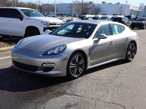 2013 Porsche Panamera 4