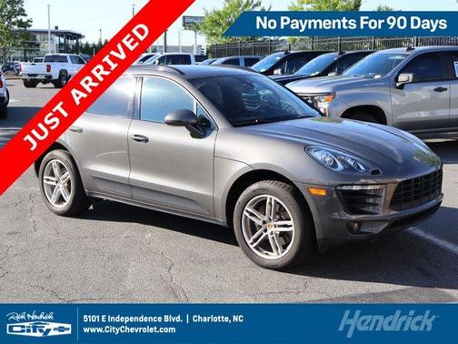 Volcano Grey Metallic 2018 Porsche Macan