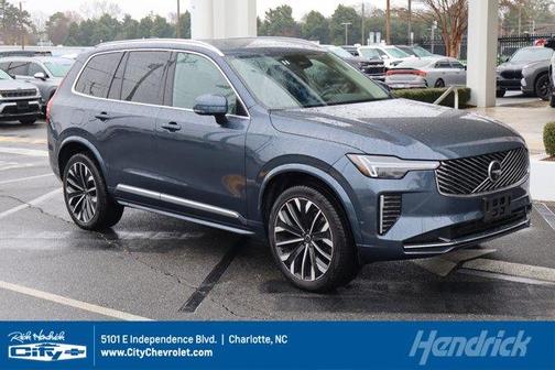 2025 Volvo XC90 B6 Plus 7-Seater