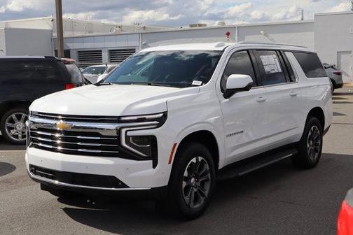 2025 Chevrolet Suburban LT