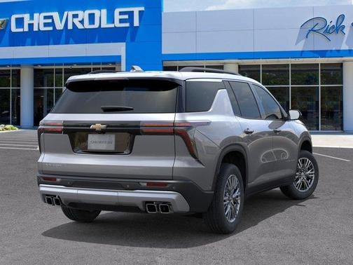 Sterling Gray Metallic 2026 Chevrolet Traverse LT