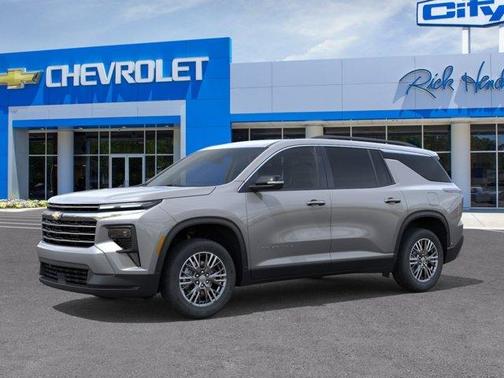 Sterling Gray Metallic 2026 Chevrolet Traverse LT