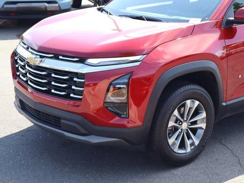 Radiant Red 2025 Chevrolet Equinox LT