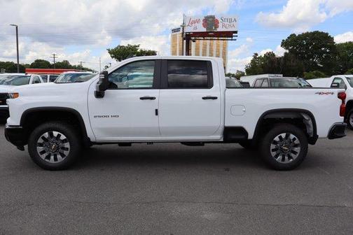 2025 Chevrolet Silverado 2500 Custom