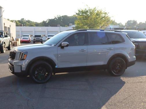 Wolf Gray 2024 Kia Telluride SX