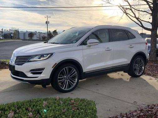 2015 Lincoln MKC Base