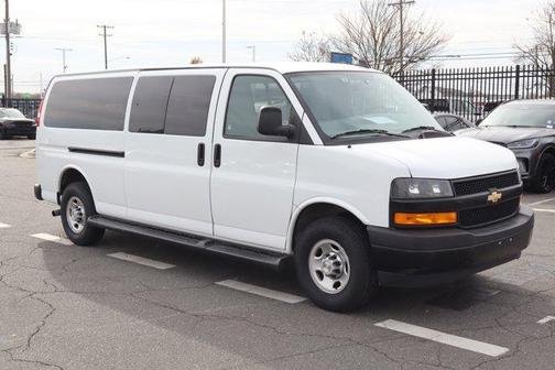 2023 Chevrolet Express 3500 LS