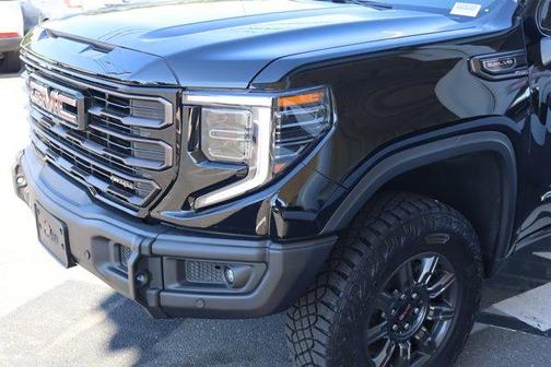 2025 GMC Sierra 1500 AT4X
