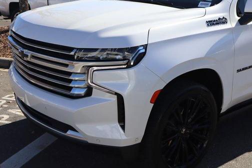 2023 Chevrolet Suburban High Country