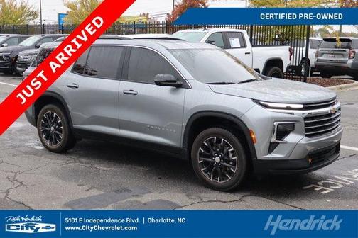 2025 Chevrolet Traverse LT