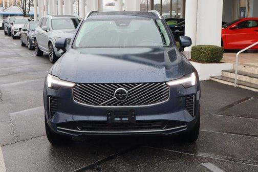 2025 Volvo XC90 PLUS