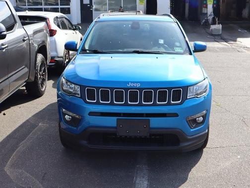 Laser Blue 2018 Jeep Compass Latitude