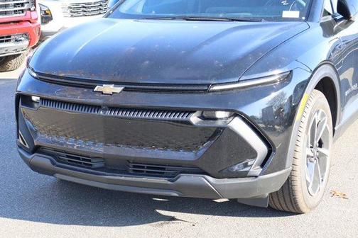 2026 Chevrolet Equinox EV LT 1