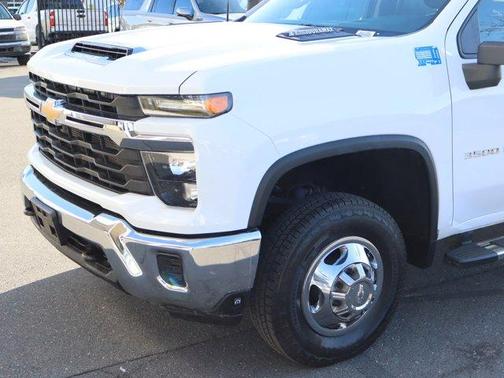 2024 Chevrolet Silverado 3500 LT