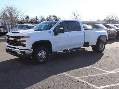 2024 Chevrolet Silverado 3500 LT