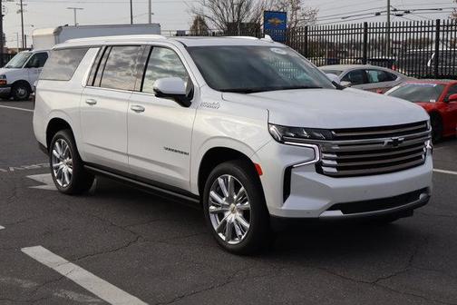 2023 Chevrolet Suburban High Country