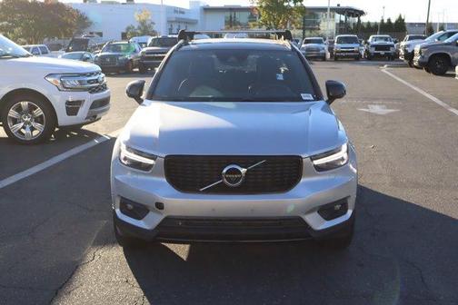 2019 Volvo XC40 R-DESIGN