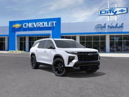 Polar White 2026 Chevrolet Traverse RS