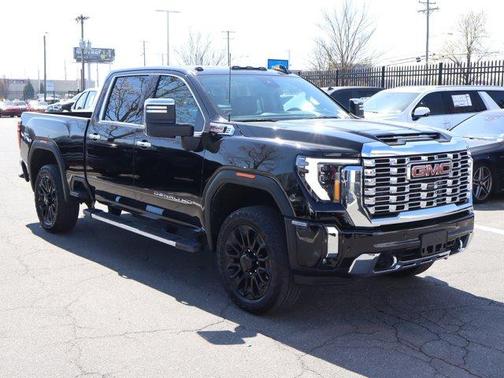 Onyx Black 2024 GMC Sierra 2500 Denali