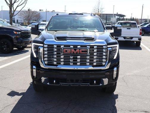 2024 GMC Sierra 2500 Denali