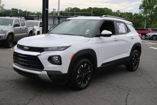 Summit White 2023 Chevrolet Trailblazer LT