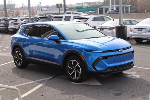 2026 Chevrolet Equinox EV LT 1