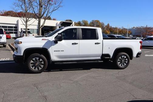 2024 Chevrolet Silverado 2500 Custom