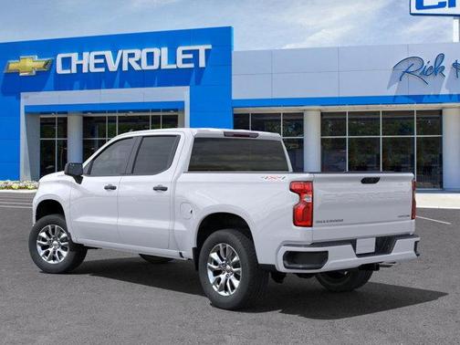 2025 Chevrolet Silverado 1500 Custom
