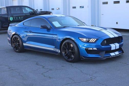 2017 Ford Shelby GT350 Base