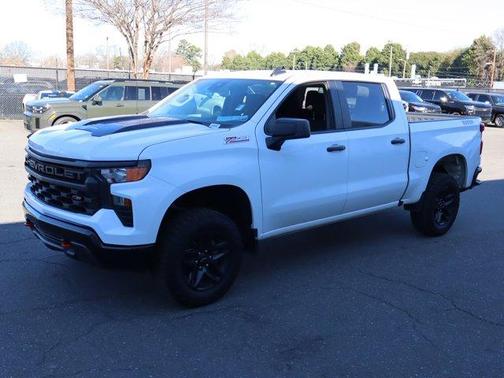 2024 Chevrolet Silverado 1500 Custom Trail Boss