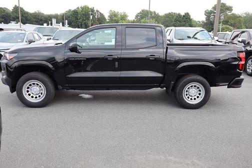 2025 Chevrolet Colorado WT