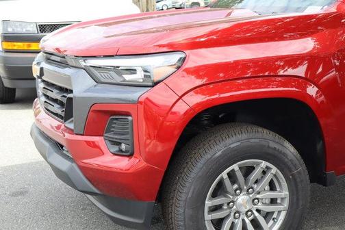 2025 Chevrolet Colorado LT
