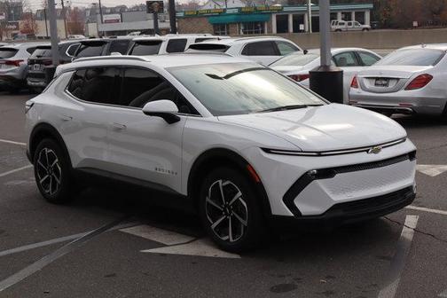 2026 Chevrolet Equinox EV LT 2