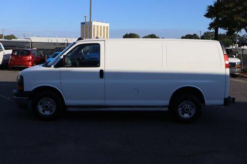 2024 GMC Savana 2500 Work Van