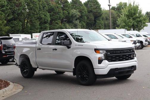 Summit White 2026 Chevrolet Silverado 1500 Custom