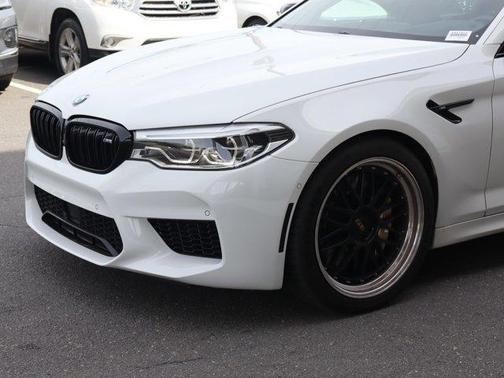 Alpine White 2020 BMW M5