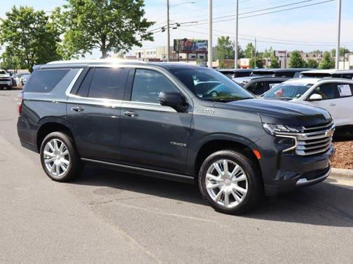 Evergreen Gray Metallic 2022 Chevrolet Tahoe High Country