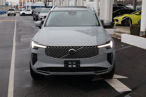 2025 Volvo XC90 B6 Plus 7-Seater