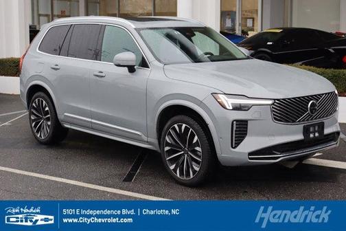 2025 Volvo XC90 B6 Plus 7-Seater