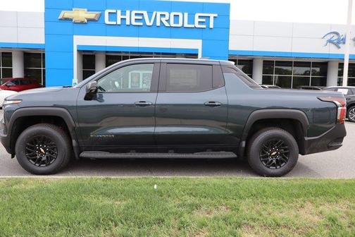 2025 Chevrolet Silverado EV LT