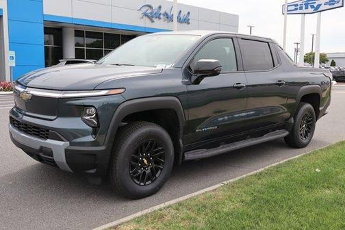 2025 Chevrolet Silverado EV LT