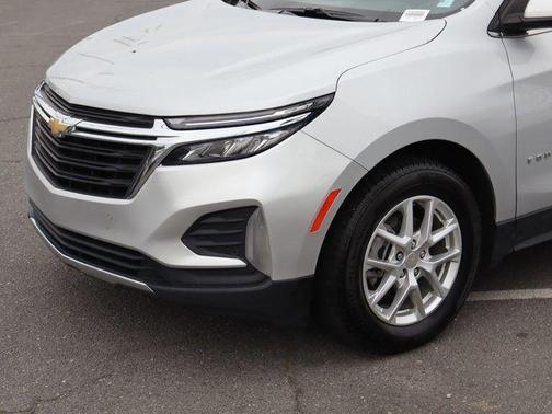 Silver Ice Metallic 2022 Chevrolet Equinox 1LT