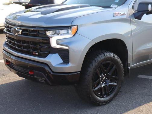 Sterling Gray Metallic 2024 Chevrolet Silverado 1500 LT Trail Boss