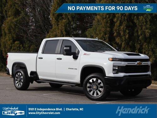 Summit White 2024 Chevrolet Silverado 2500 Custom