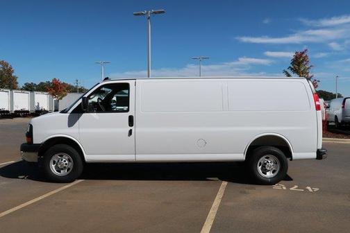 2025 Chevrolet Express 2500 Work Van
