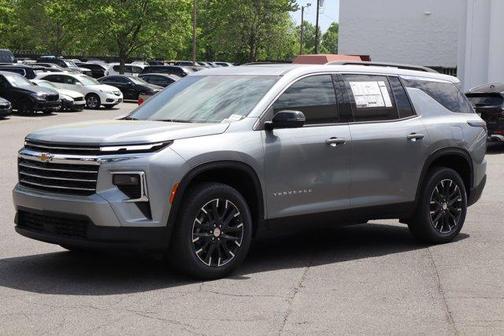 Sterling Gray Metallic 2026 Chevrolet Traverse LT