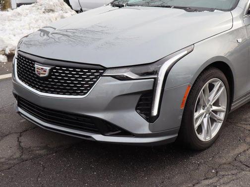 2024 Cadillac CT4 Luxury